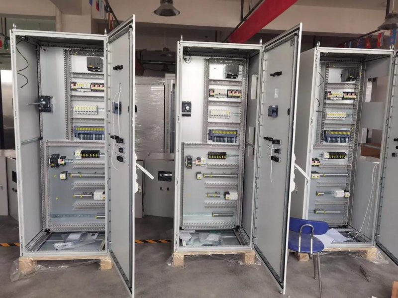 智能化工业控制趋势:PLC控制柜定制引领未来